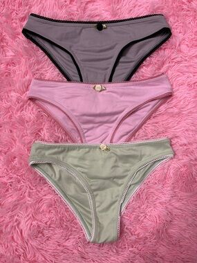 3 Pack of NEW Cheeky Underwear